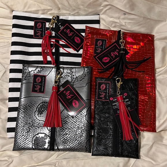Makeup Junkie Handbags - MJ Makeup Junkie Bag Set of 4 bags